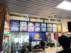-敖特尔布里亚特美食坊(世纪花苑店)