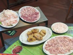 -华哥新鲜猪精品美食