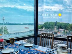 -圣彼得堡观江俄餐厅(中央大街黑金冠店)