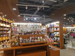 -博览书店(越秀悦汇天地店)
