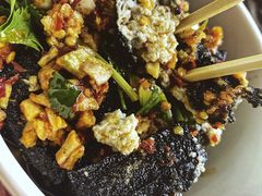 -黑色经典臭豆腐·湖南特产(坡子街特产局店)