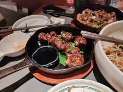 个旧烤猪蹄-云海肴·汽锅鸡·云南菜(高德置地店)