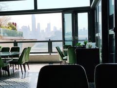 靠窗位-铜锣湾·有麝自然香(长嘉汇购物公园店)