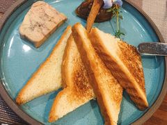 秘制鹅肝配面包GooseLiver-LA CREPERIE BRETONNE布列塔尼法式餐厅(天童北路店)