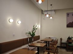 -Reset Coffee 与海咖啡