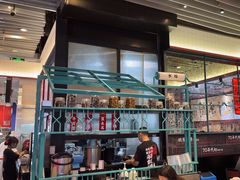 -肥汁米蘭香港米线(长宁来福士店)