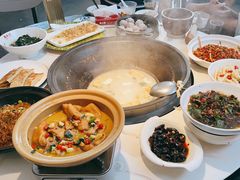 -陈大锅·岳阳鱼馆·地道岳阳菜(美食街店)