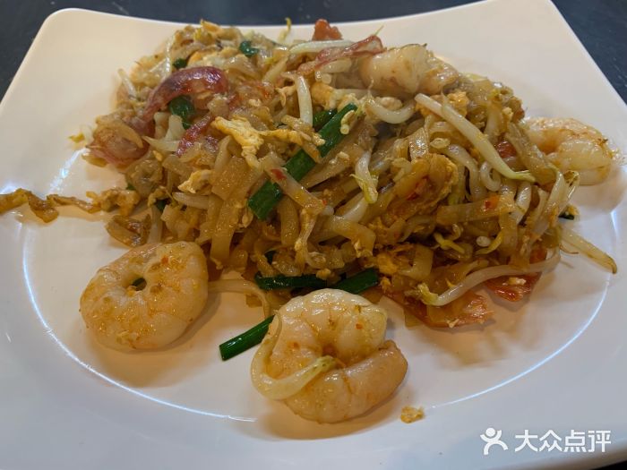 马来西亚美食街炒粿条图片