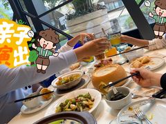 -港丽餐厅(高德置地店)