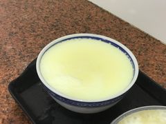 冻双皮奶-百花传统甜品店(原址店)