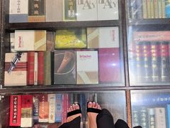 -钟书阁(松江泰晤士小镇店)