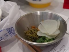 -粉小主·贵州酸汤牛肉粉(南京仙林金鹰店)