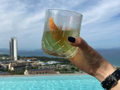 -瑰丽酒店·海吧·天际下午茶·现场DJ·天台酒吧