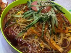 -三姐妹冷面馆(保卫路店)