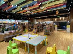 -新华书店(印象城店)