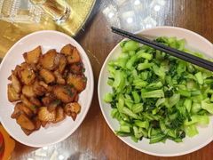 -芦茨金富饭庄·25年老字号·专做稻草鸡