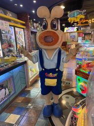 -卡通尼乐园(五彩世界店)