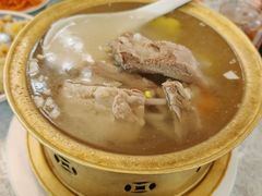 -汗腾格里·风味餐厅(新疆驻京办店)