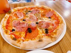 -城市大道红炉披萨烘焙坊