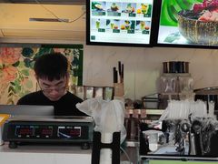 -津椰本·海南正宗椰奶清补凉(店一店)
