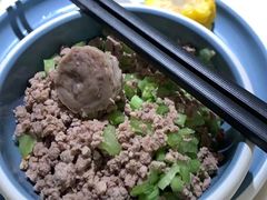 -左庭右院鲜牛肉火锅(浦江欢乐颂店)