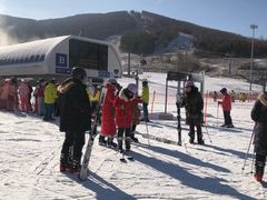 -中旅松花湖滑雪场