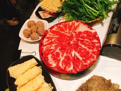-鲜入围煮花胶鸡海鲜火锅