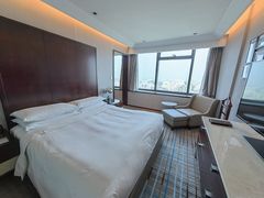 -上海龙之梦万丽酒店