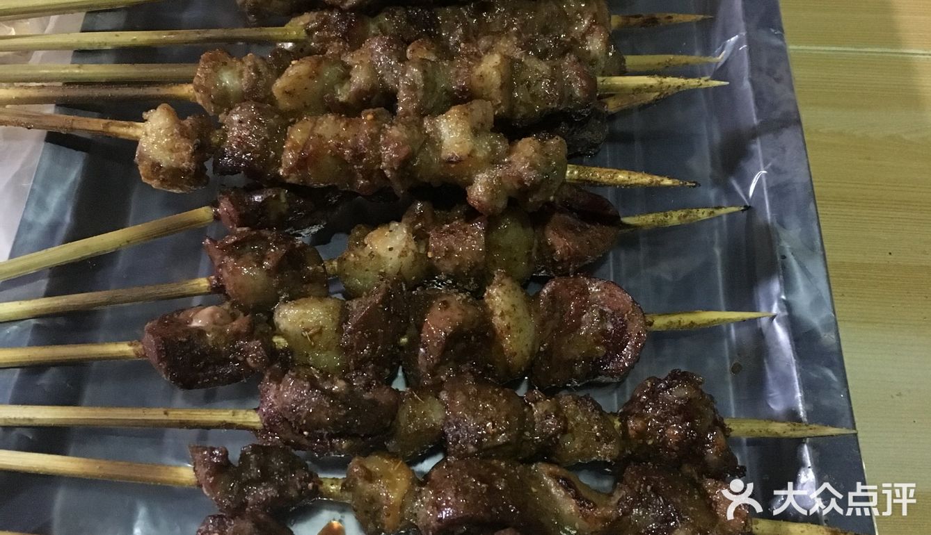 踩点儿十里河阿龙烤串