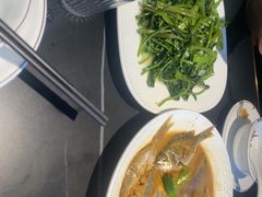 -鑫悦楼煎蟹·16年海鲜大排档