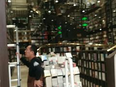 -钟书阁(群光广场店)