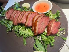 低温烟熏脆皮鸭胸肉-海石湾餐厅·清真Traveler(滨江道店)