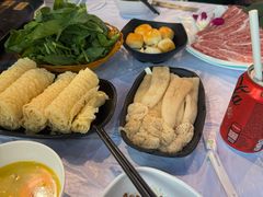 -鲜入围煮花胶鸡海鲜火锅