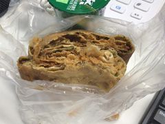 -正宗杂粮煎饼香软鸡蛋饼