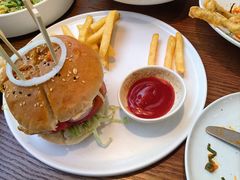 g精选至尊和牛汉堡-G+KITCHEN(龙湖狮山天街店)