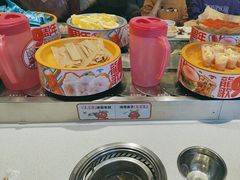 -龍歌自助小火锅(市北CBD万达店)