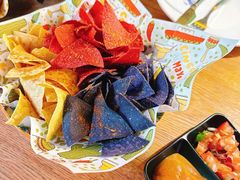 -Famous肥猫墨西哥音乐餐吧(五棵松华熙LIVE店)