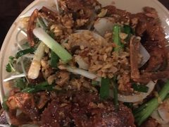 -Cuc Gach Quan Restaurant