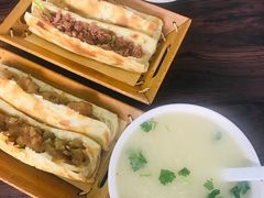 -小胡驴肉火烧 砂锅米线(义和庄店)