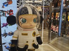 -泡泡玛特POPMART(侨福芳草地店)