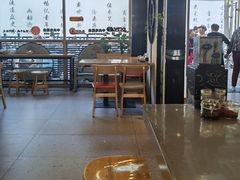 -佬钱湾仔(衣裳街店)