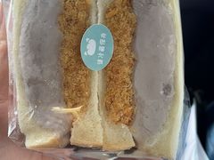 -沁屋面包店(人民东路店)