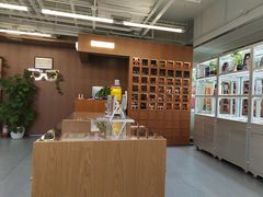 -无奔眼镜·蔡司·依视路授权店(马家堡店)