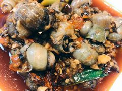 螺丝-凤凰路何眼镜香辣蟹(花果园店)