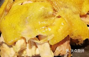 Dongjiang Hand-Torn Salt-Baked Chicken