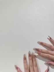 -NEW LOOK-绿麓 · 美甲美睫脱毛工作室