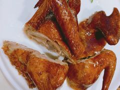 脆皮乳鸽-稻香酒家(长宁KING88广场店)