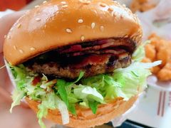 -The Habit Burger Grill 哈比特汉堡(复兴soho店)