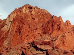 -天山神秘大峡谷