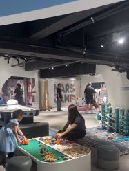 -MINI MARS KIDS CLUB亲子家庭中心(长宁天山店)